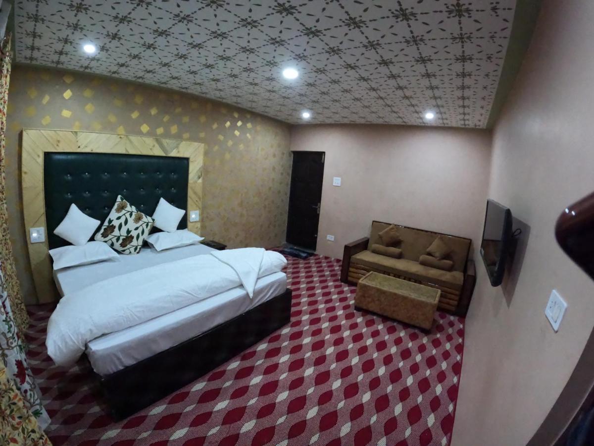 Hotel Seven Pahalgām Kültér fotó