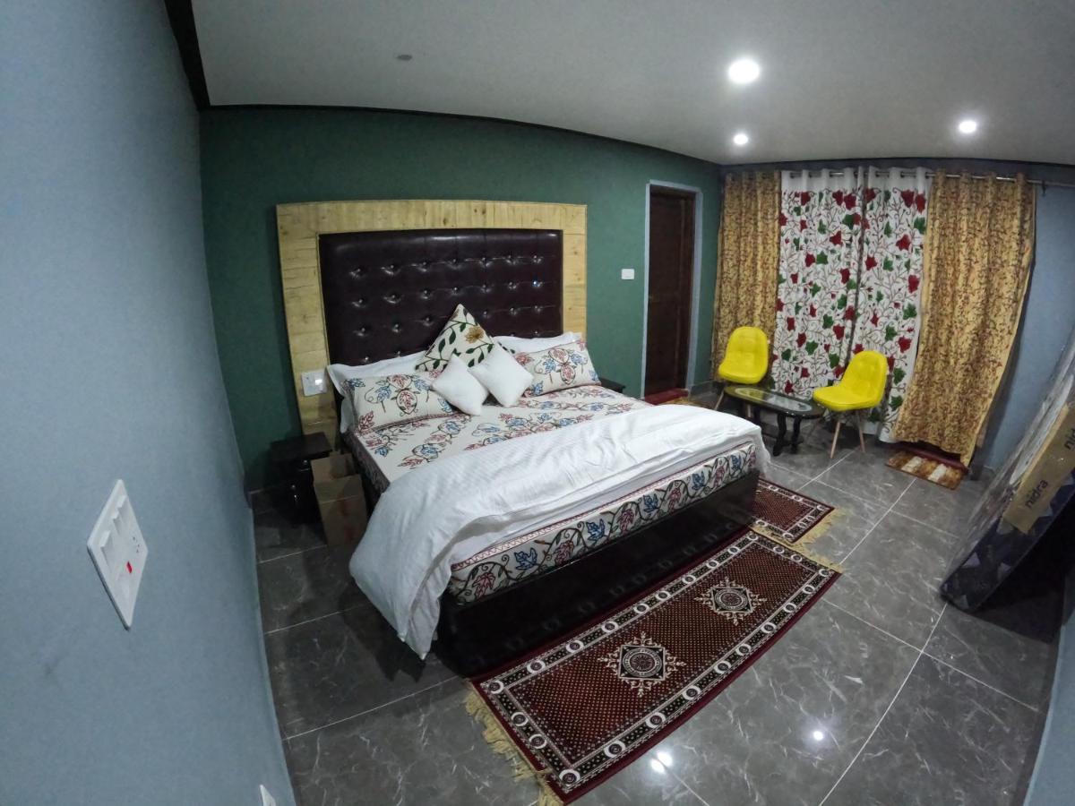Hotel Seven Pahalgām Kültér fotó
