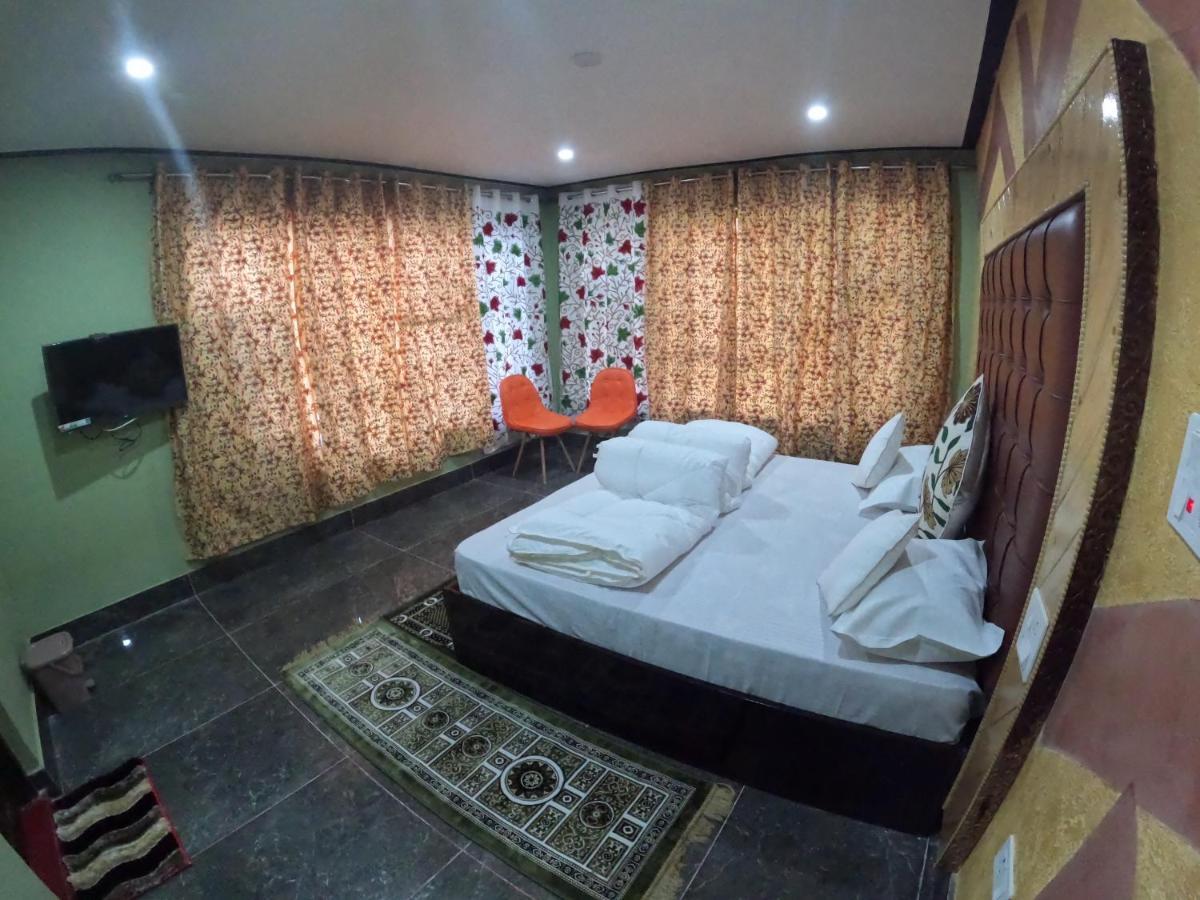 Hotel Seven Pahalgām Kültér fotó