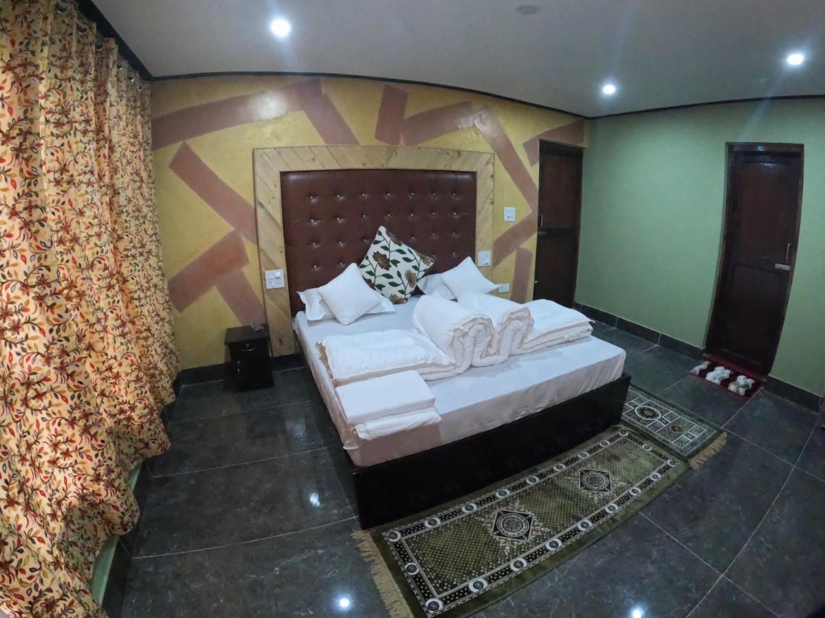 Hotel Seven Pahalgām Kültér fotó
